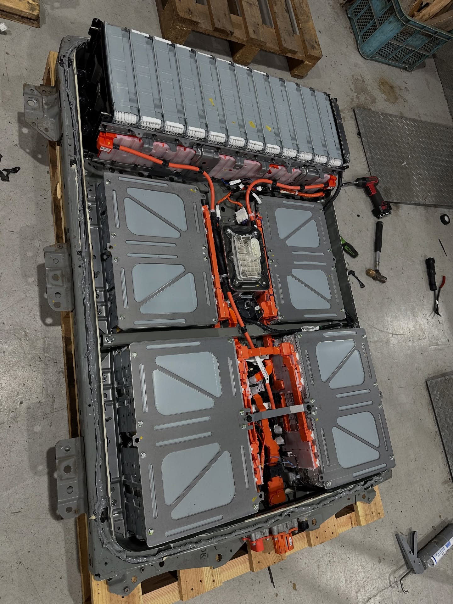 【ZE1 リーフ】「EVシステム故障」の落とし穴。150万円のバッテリー交換を提示される前に知っておくべきこと その2