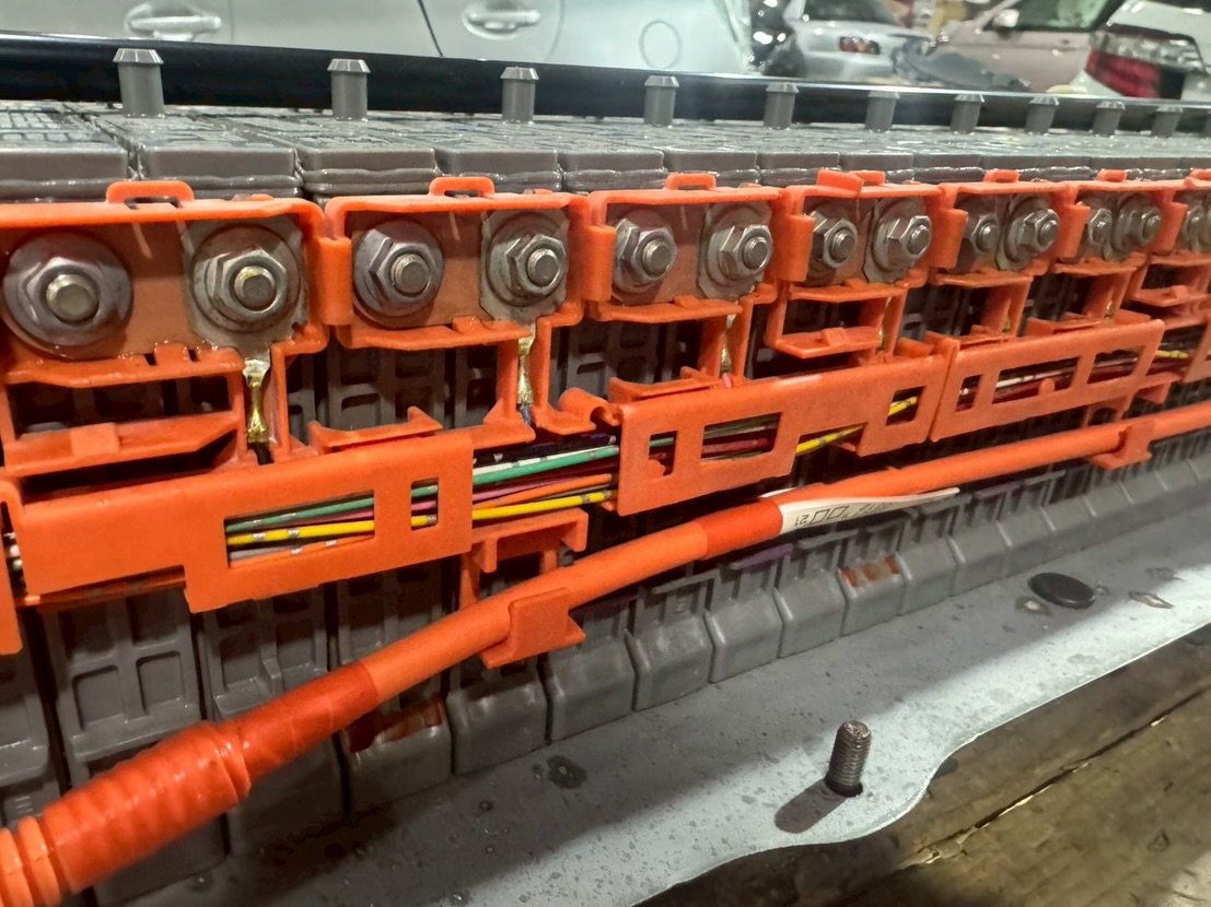 走行距離16万キロの30プリウス（ZVW30）のハイブリッドバッテリー交換事例 その10