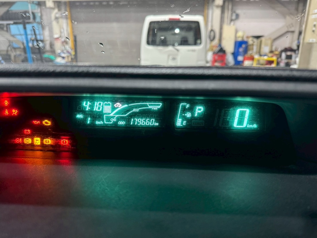 【アクア】NHP10 走行18万キロからの復活！2年保証バッテリーで次回の車検も安心 その2