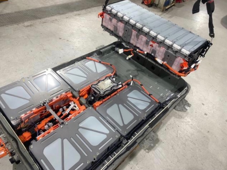 【15万km超えZE1リーフ】「再始動できません」からの復活！ その3