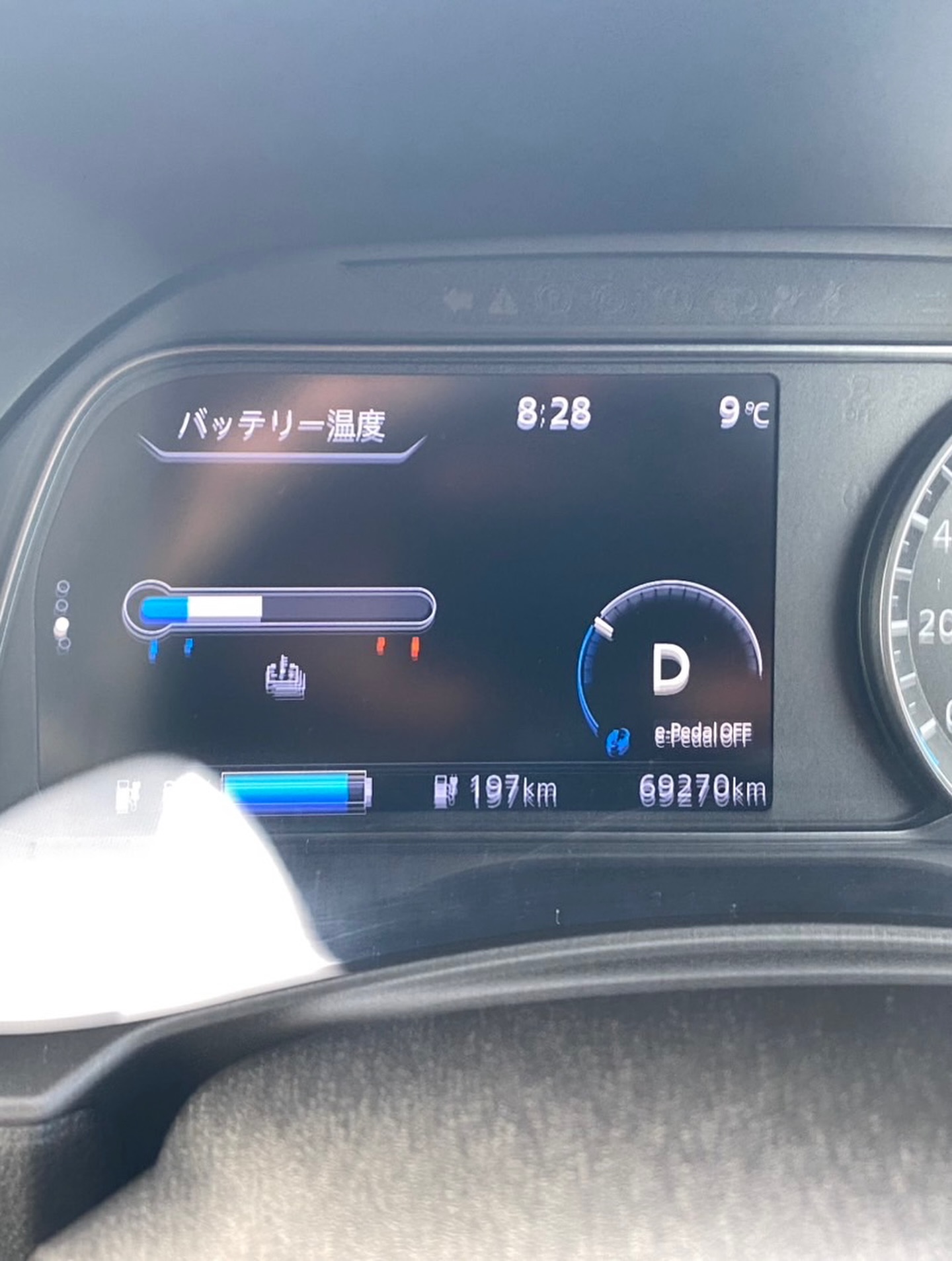 ZE1 リーフ NISMO|走行6.9万kmでバッテリー漏電?200万の修理か下取り0円か?1年保証付バッテリーリビルト&全国搬送対応 その2